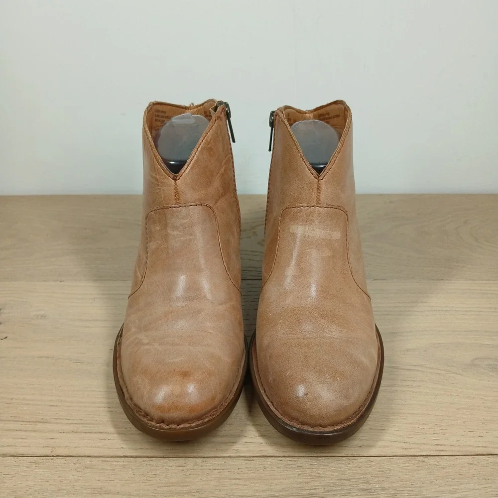 Born Ankle Boots Womens 8M Tan Leather Western Dip Top Stacked Heel Zip Booties